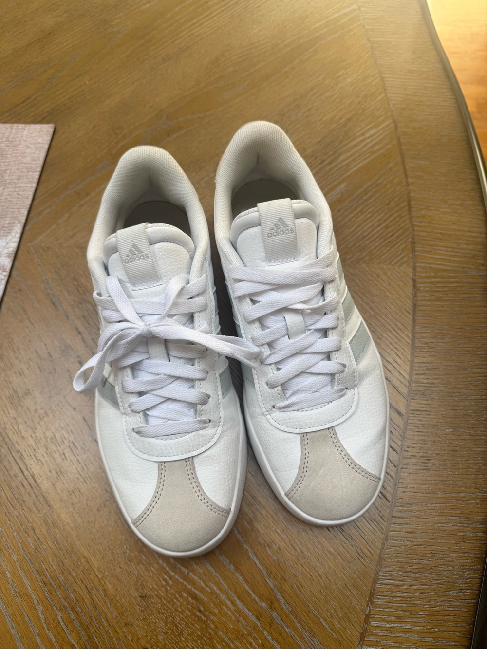 adidas court women’s White Sneakers with Light Gray size 9